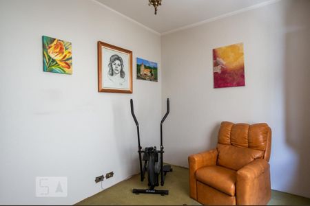 Casa à venda com 458m², 4 quartos e 8 vagasQuarto 2