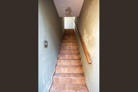 Casa à venda com 458m², 4 quartos e 8 vagasEscadas