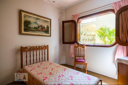 Casa à venda com 458m², 4 quartos e 8 vagasQuarto de Serviço