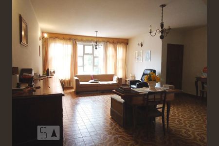 Sala de casa à venda com 5 quartos, 240m² em Aclimação, São Paulo