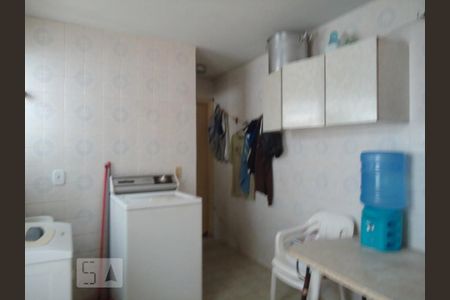 Casa à venda com 240m², 5 quartos e 6 vagasÁrea de Serviço