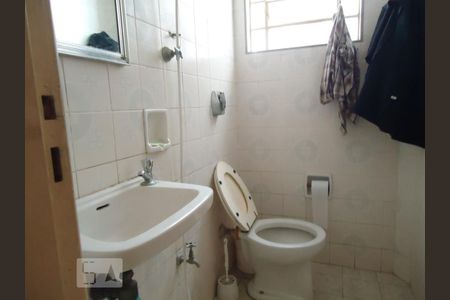 Banheiro de casa à venda com 5 quartos, 240m² em Aclimação, São Paulo