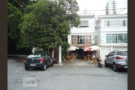 Casa à venda com 240m², 5 quartos e 6 vagasÁrea Externa