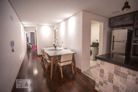 Casa à venda com 240m², 3 quartos e 4 vagasCopa