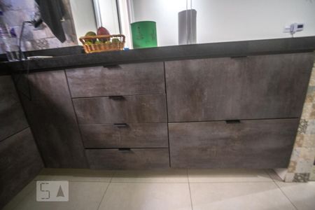 Casa à venda com 240m², 3 quartos e 4 vagasArmário