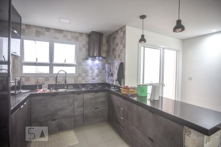 Casa à venda com 240m², 3 quartos e 4 vagasCozinha