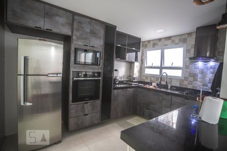 Casa à venda com 240m², 3 quartos e 4 vagasCozinha