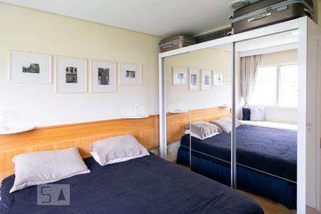 Studio à venda com 57m², 1 quarto e 1 vaga Studio à venda com 57m², 1 quarto e 1 vagaQuarto