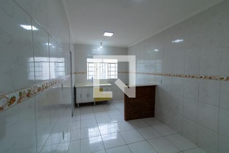 Casa para alugar com 100m², 3 quartos e 1 vaga Casa para alugar com 100m², 3 quartos e 1 vagaCozinha