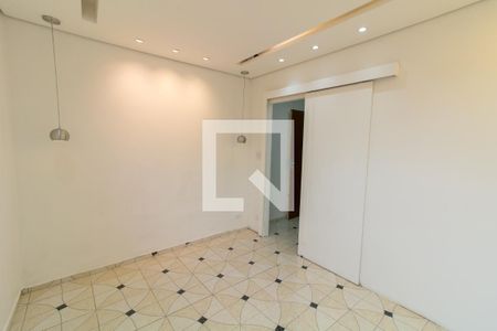 Suíte 1 de casa para alugar com 3 quartos, 100m² em Jardim Três Marias, São Paulo