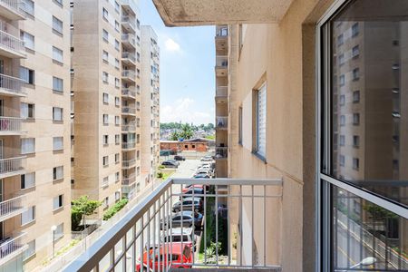 Varanda de apartamento à venda com 2 quartos, 48m² em Metalúrgicos, Osasco