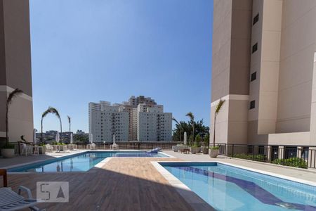 Apartamento à venda com 50m², 2 quartos e 1 vaga Apartamento à venda com 50m², 2 quartos e 1 vagaÁrea Comum - Piscina