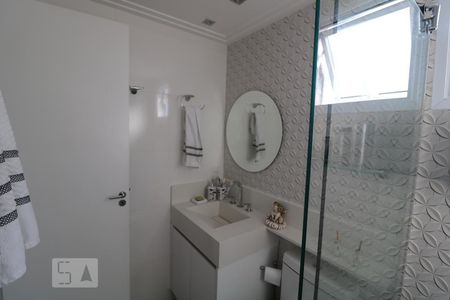 Banheiro suite de apartamento para alugar com 2 quartos, 54m² em Vila Prudente, São Paulo