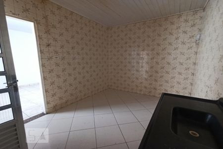 Casa à venda com 90m², 3 quartos e 2 vagas Casa à venda com 90m², 3 quartos e 2 vagasCozinha