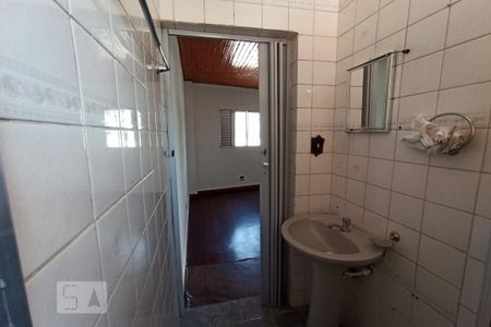 Casa à venda com 90m², 3 quartos e 2 vagas Casa à venda com 90m², 3 quartos e 2 vagasBanheiro suite