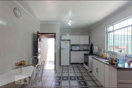 Cozinha de casa à venda com 3 quartos, 500m² em Parque Boturussu, São Paulo
