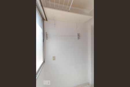 Apartamento à venda com 43m², 1 quarto e 1 vaga Apartamento à venda com 43m², 1 quarto e 1 vagaÁrea de Serviço