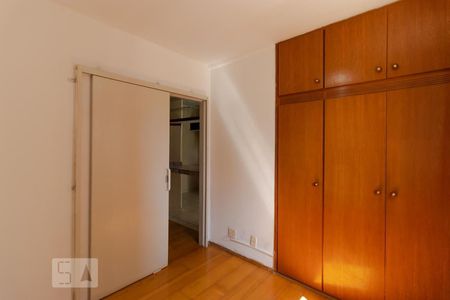 Apartamento à venda com 43m², 1 quarto e 1 vaga Apartamento à venda com 43m², 1 quarto e 1 vagaQuarto