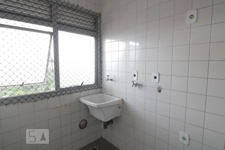 Apartamento para alugar com 47m², 2 quartos e 1 vagaArea de serviço 