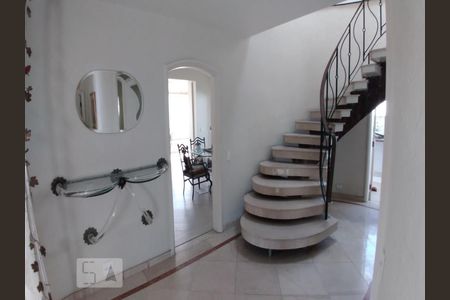 Apartamento à venda com 360m², 4 quartos e 4 vagasSala