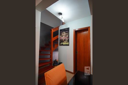 Sala de casa de condomínio à venda com 3 quartos, 159m² em Protásio Alves, Porto Alegre