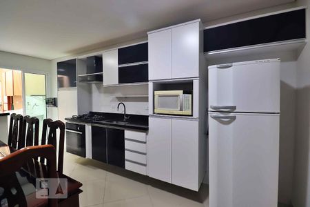 Apartamento para alugar com 68m², 2 quartos e 2 vagasCozinha