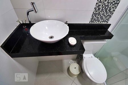 Apartamento para alugar com 68m², 2 quartos e 2 vagasBanheiro Social