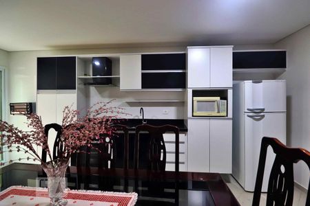 Apartamento para alugar com 68m², 2 quartos e 2 vagasCozinha