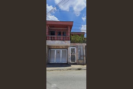 Casa à venda com 290m², 4 quartos e 6 vagasFachada
