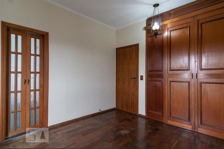 Casa à venda com 250m², 3 quartos e 4 vagas Casa à venda com 250m², 3 quartos e 4 vagasSuíte 1