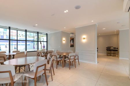 Apartamento à venda com 66m², 2 quartos e 1 vagaSalão de festas adulto