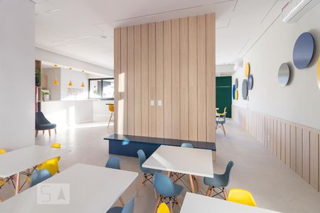 Apartamento à venda com 66m², 2 quartos e 1 vagaSalão de festas infantil