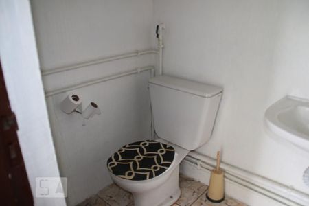 Banheiro de apartamento à venda com 1 quarto, 31m² em Tanque, Rio de Janeiro