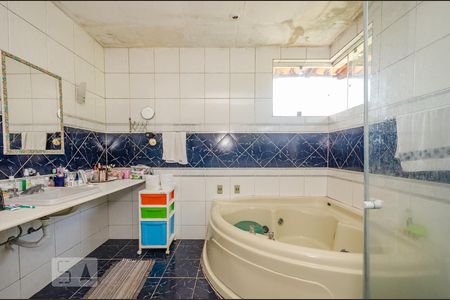 Casa à venda com 45m², 3 quartos e 3 vagasBanheiro da Suíte