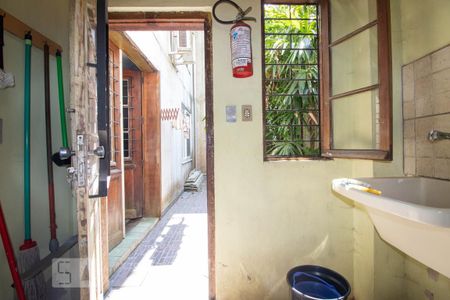 Casa à venda com 380m², 3 quartos e 2 vagas Casa à venda com 380m², 3 quartos e 2 vagasÁrea de Serviço