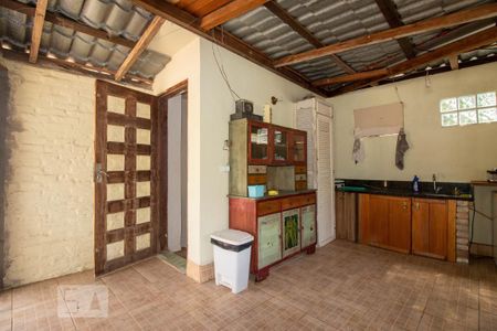 Casa à venda com 380m², 3 quartos e 2 vagas Casa à venda com 380m², 3 quartos e 2 vagasÁrea de convivência - Terceiro Piso