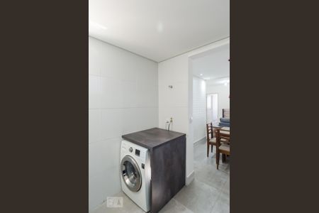 Área de serviço de apartamento para alugar com 3 quartos, 80m² em Santa Terezinha, São Bernardo do Campo