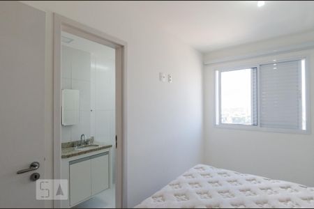 Quarto da suíte de apartamento para alugar com 3 quartos, 80m² em Santa Terezinha, São Bernardo do Campo