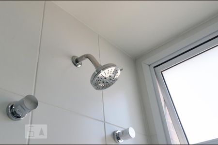 Apartamento para alugar com 80m², 3 quartos e 2 vagas Apartamento para alugar com 80m², 3 quartos e 2 vagasBanheiro da suíte
