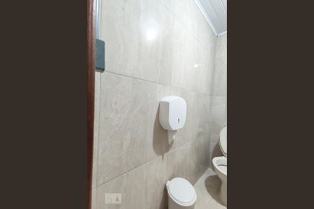 Casa à venda com 300m², 4 quartos e 1 vaga Casa à venda com 300m², 4 quartos e 1 vagaBanheiro 3