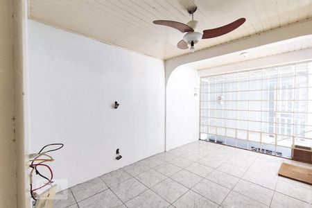 Casa à venda com 300m², 4 quartos e 1 vaga Casa à venda com 300m², 4 quartos e 1 vagaQuarto 2