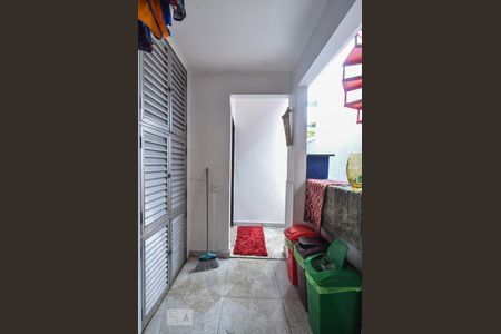 Casa à venda com 120m², 2 quartos e 2 vagasLavanderia