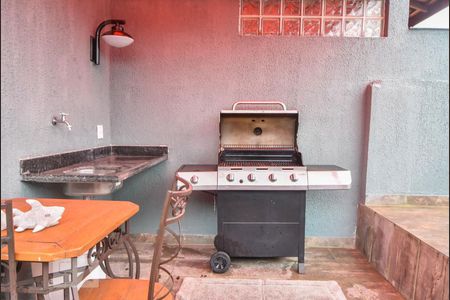 Casa à venda com 120m², 2 quartos e 2 vagasVaranda Gourmet