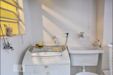 Casa à venda com 120m², 2 quartos e 2 vagasLavanderia