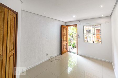 Sala de casa à venda com 1 quarto, 89m² em Guarujá, Porto Alegre