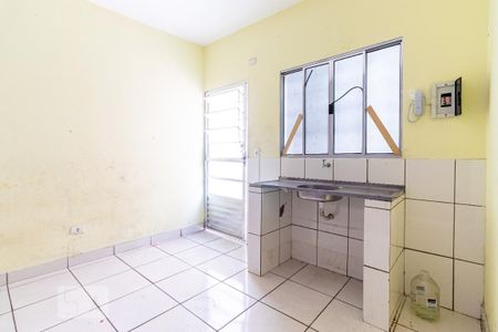 Cozinha de casa para alugar com 1 quarto, 30m² em Jardim Miriam, São Paulo