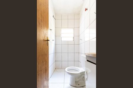 Banheiro  de casa para alugar com 1 quarto, 30m² em Jardim Miriam, São Paulo