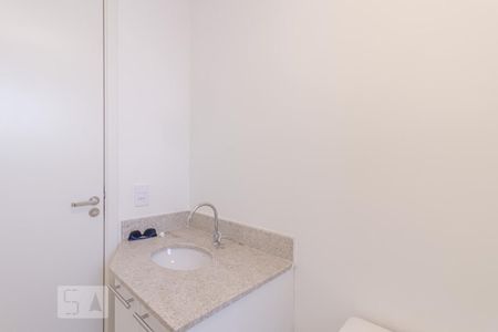 Apartamento para alugar com 38m², 2 quartos e sem vaga Apartamento para alugar com 38m², 2 quartos e sem vagaBanheiro
