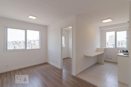 Sala  de apartamento para alugar com 2 quartos, 38m² em Sé, São Paulo