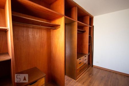 Apartamento à venda com 250m², 4 quartos e 3 vagasCloset Quarto 4